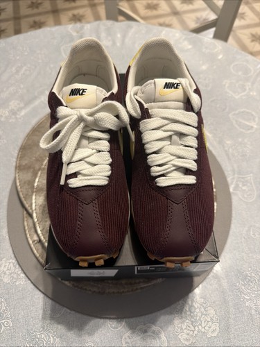 Nike 1000 size 3 5 - nike, 3.5