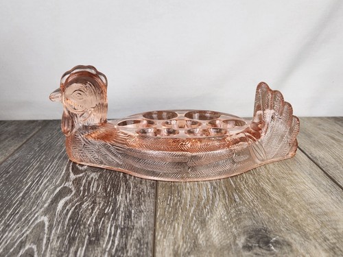 Pink glass hen chicken - pink,
