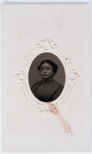 Antique 5x4in tintype woman - antique, 2.5x4in