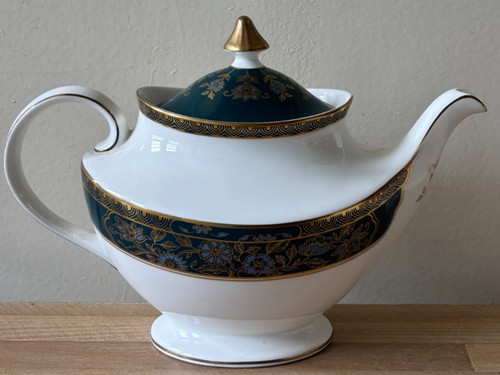 Royal doulton carlyle - doulton, teapot