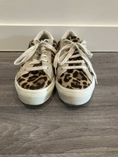 Woman’s Zara Trainers