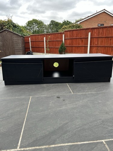 Shiny black stand with - black,