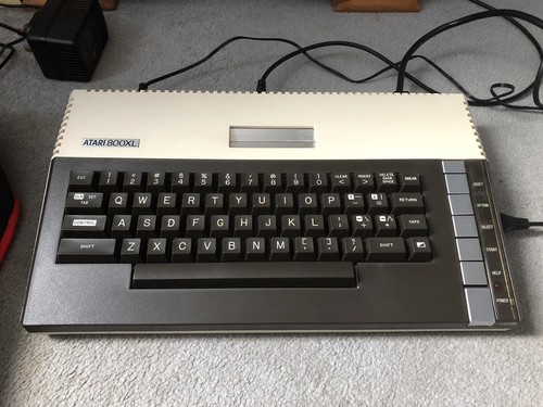 Atari 800xl - atari,