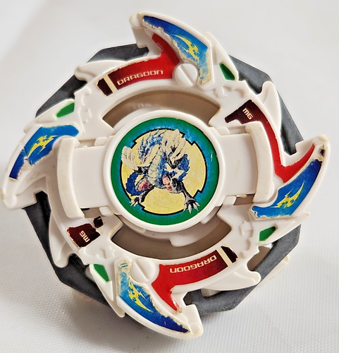 Dragoon beyblade takara tomy - takara,