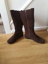 M&S Footglove Size 5 Suede Mid