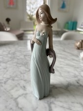Lladro Porcelain Figurine