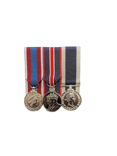 Court mounted miniature medal - mounted,