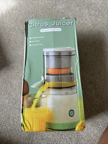 Citrus juicer - citrus,