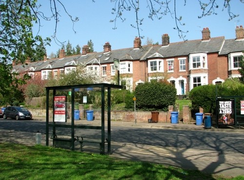 Photo 6x4 bus shelter - bus,