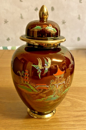 Beautiful vintage carlton ware - beautiful,
