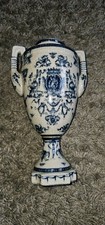 Chinese Vase Urn with lid