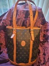 Genuine Italian leather