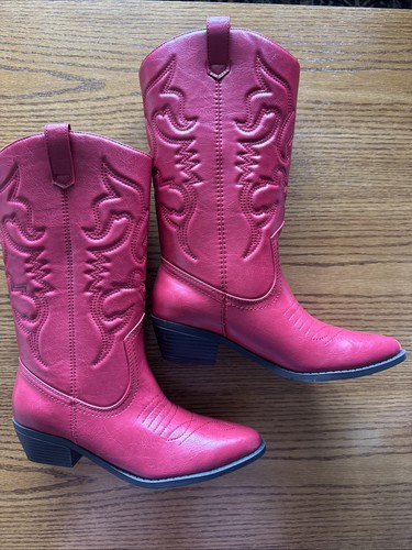 Dream pair red cowboy boots - cowboy,