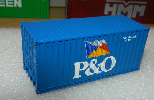 One hornby 20ft shipping - 20ft,
