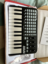Akai APC Key 25 - 25-Key Keyboard and Ableton Live Controller