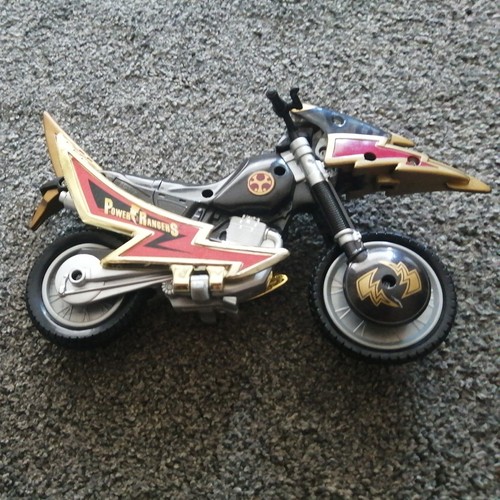 Rare 2002 bandai power ranger - rare,