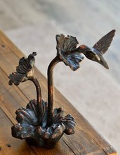 Table top Humming Bird