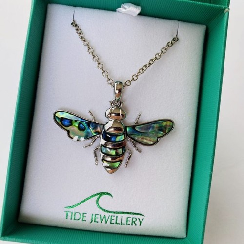 Bee paua shell 45mm necklace - shell,