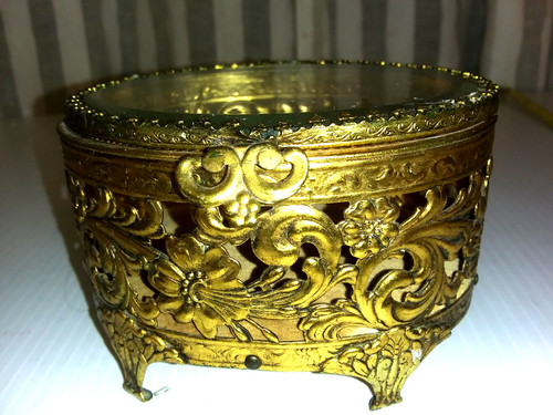 Vtg oval brass - brass, filigree