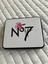 Boots No. 7 Fresh and Fabulous