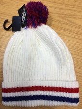Mens White Bobble Hat with Red