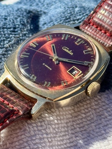 Slava gorgeous red sunburst - slava,