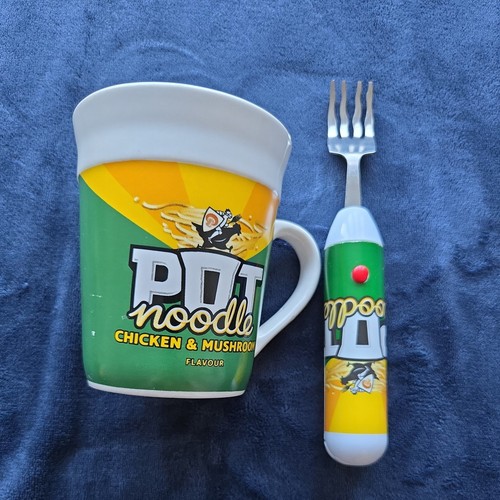 Pot noodle chicken - chicken, mushroom
