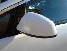 13 VAUXHALL ASTRA GTC 2.0 SRI NEARSIDE ELECTRIC DOOR MIRROR 11-18 BREAKING CAR