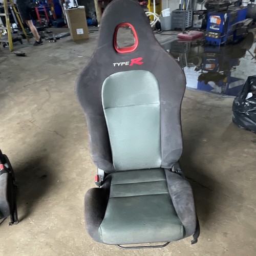 Honda civic type passenger - type, r