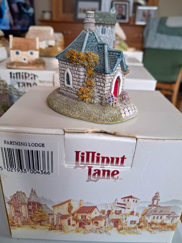 Lilliput lane farthing lodge - lane,