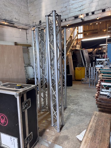 Two metre truss - two, 2m