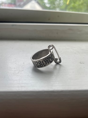 Vivienne westwood safety pin - westwood,