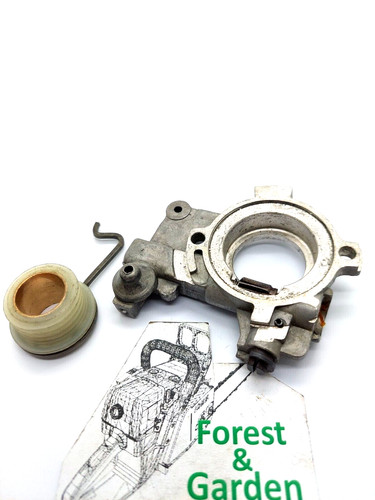 Oil pump and worm - , for