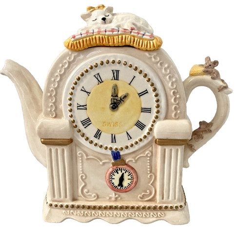 Vtg grandmother clock cat - clock,