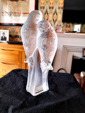 LALIQUE DEUX PERRUCHES ( TWO PARAKEETS ) FIGURINE SIGNED MINT IN BOX