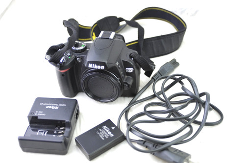 Nikon d60 2mp dslr camera - nikon,