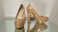 Chix - Beige High Heeled Court