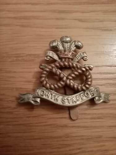 Cap badge the north - north, stafford