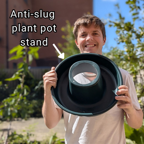 Slug and snail barrier - , for