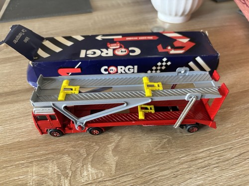 Corgi diecast truck volvo - diecast,