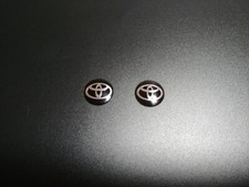 2X 14 MM EMBLEMS (LOGO) FOR