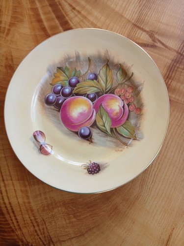 Aynsley orchard gold plate - ,