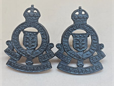 Pair RAOC Cap Badges – Royal