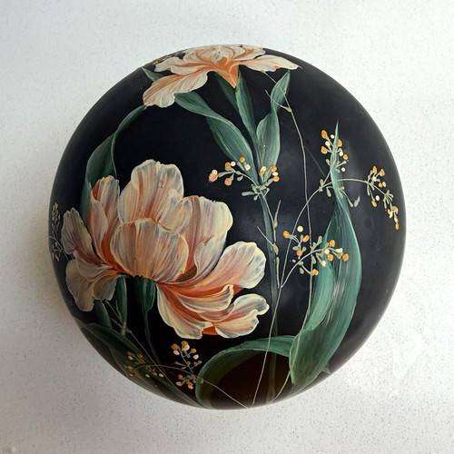 Vintage hand painted - painted, black