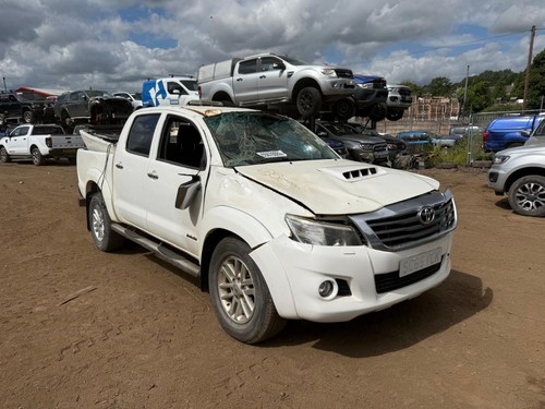 Toyota hilux differential - toyota,