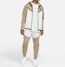 NIKE TECH FLEECE TRACKSUIT