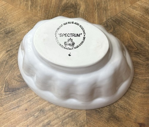 White spectrum jelly jello - white,