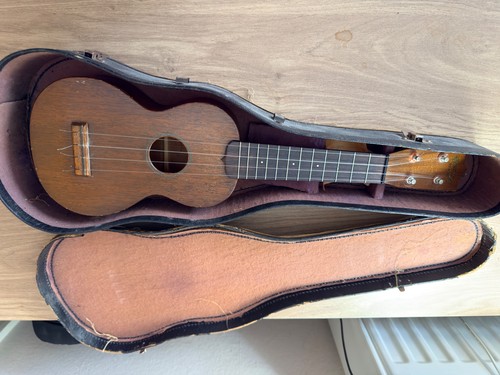Vintage martin style - c.f.,