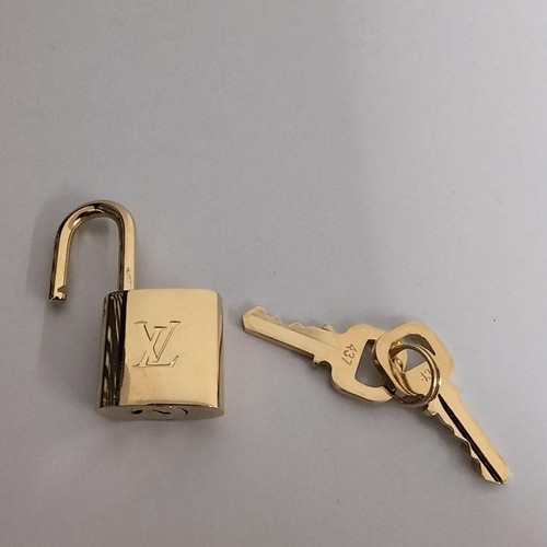 Louis vuitton padlock - louis,