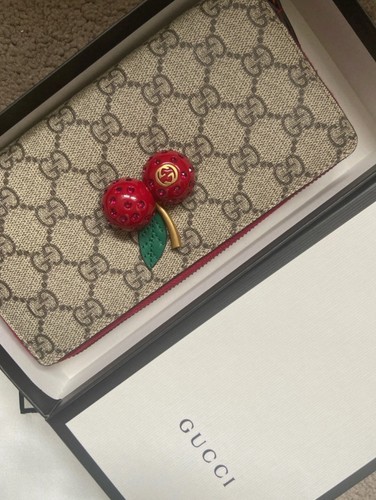 Gucci zip around wallet - zip,